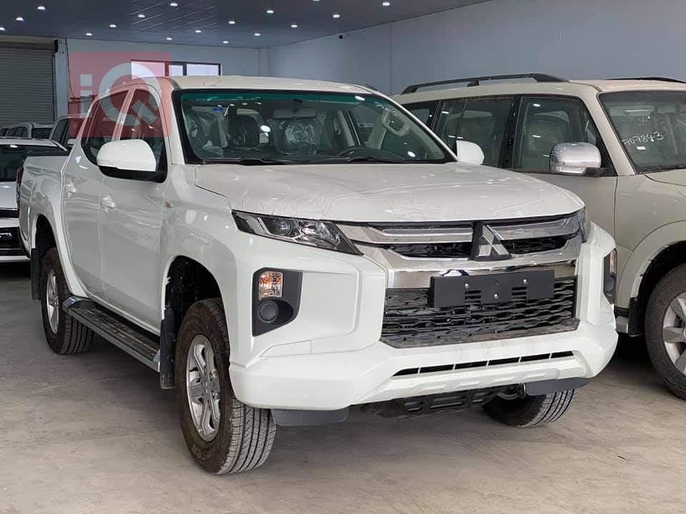 میتسوبیشی L200